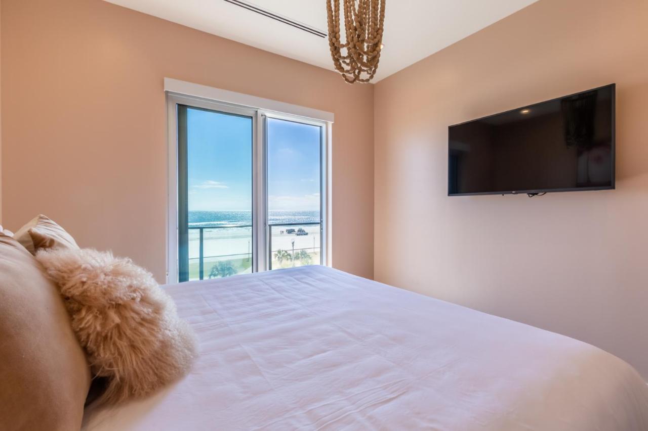 Luxury 4 Bedroom Beachfront Condo With Rooftop Pool Next To The Hangout! Gp 303 Gulf Shores Exterior foto